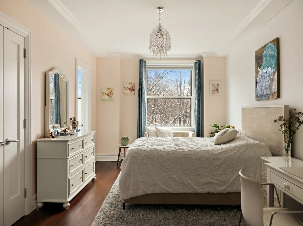 Second bedroom, as it is today